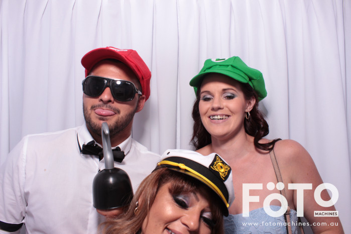 Diandra and Nick’s Wedding | View more photos from the event at gallery.fotomachines.com.au/u/FOTOMachines/Diandra-and-Nick’s-Wedding